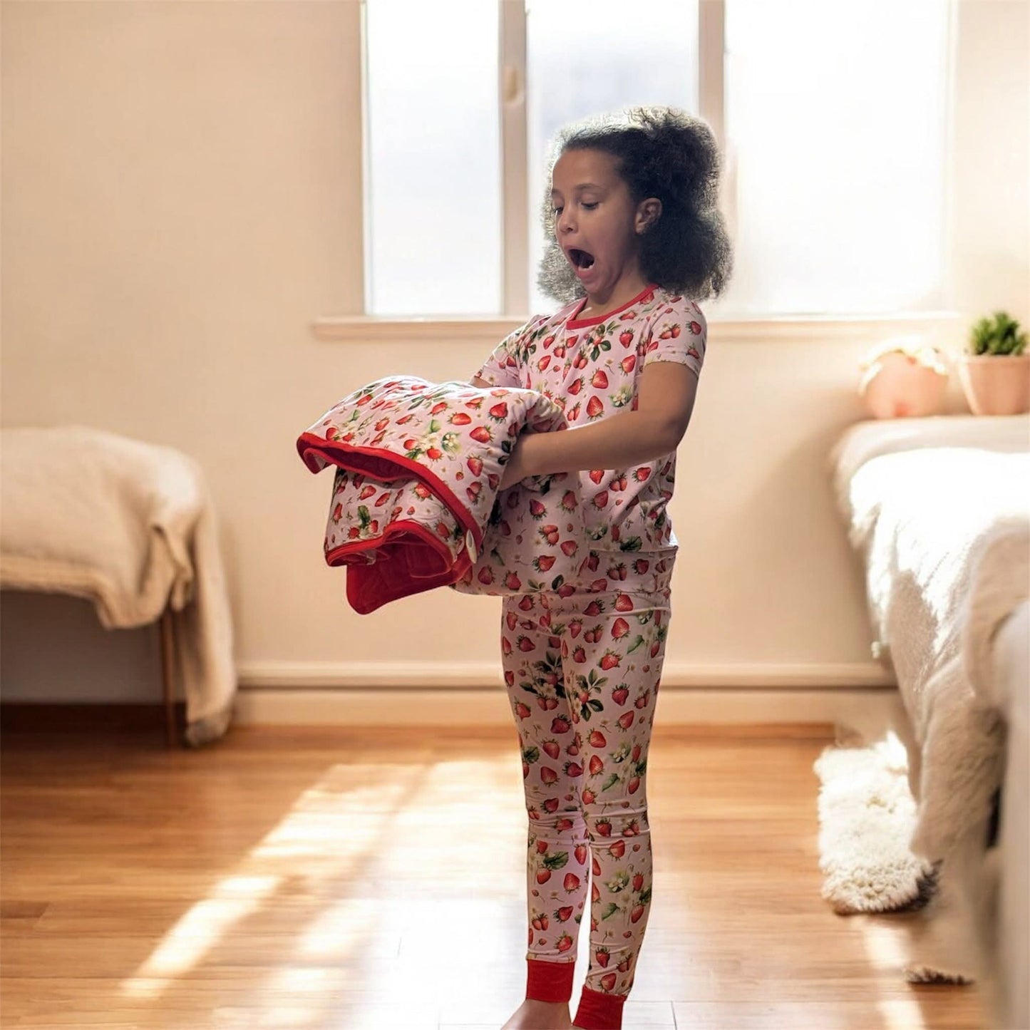 Berry Sweet 2.5 Tog Quilted Blanket