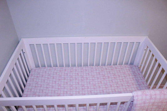 Gingham Grace Crib Sheet