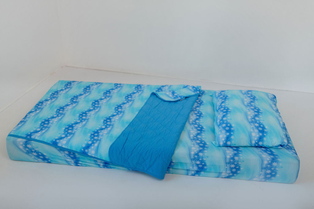 Enchanted Flurries 2.5 Tog Quilted Blanket