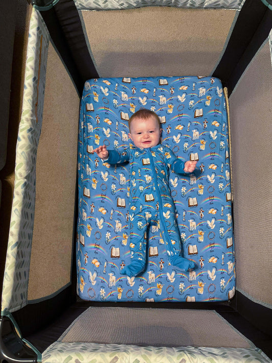 God Says I Am Mini Crib Sheet