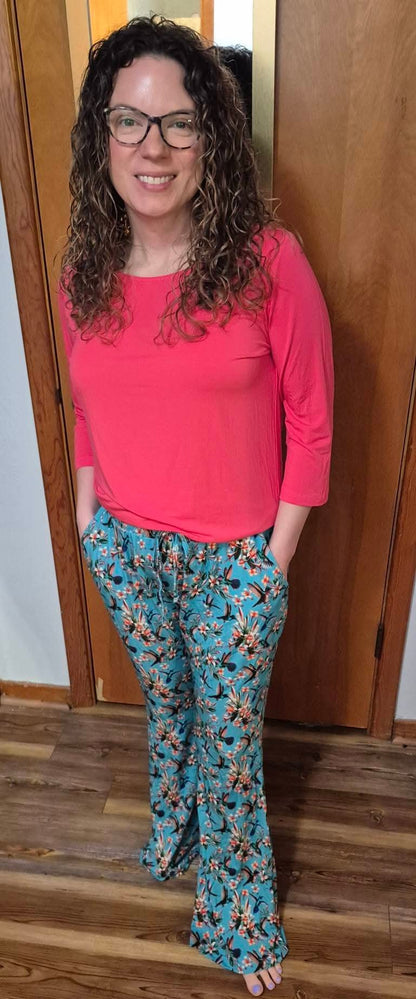 Flutter and Bloom Women's Lounge Set