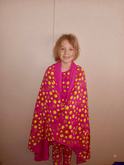 Bows At Bat 2.5 Tog Quilted Blanket