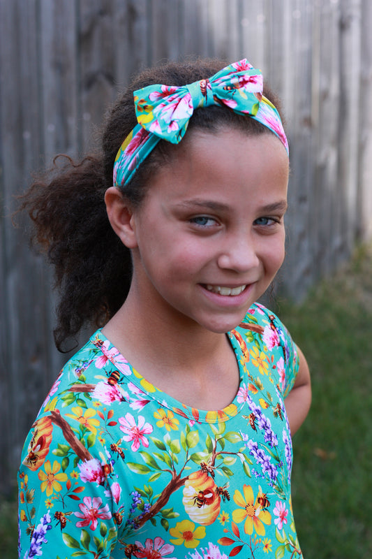 Buzzing Blooms Infant/Children's Bow