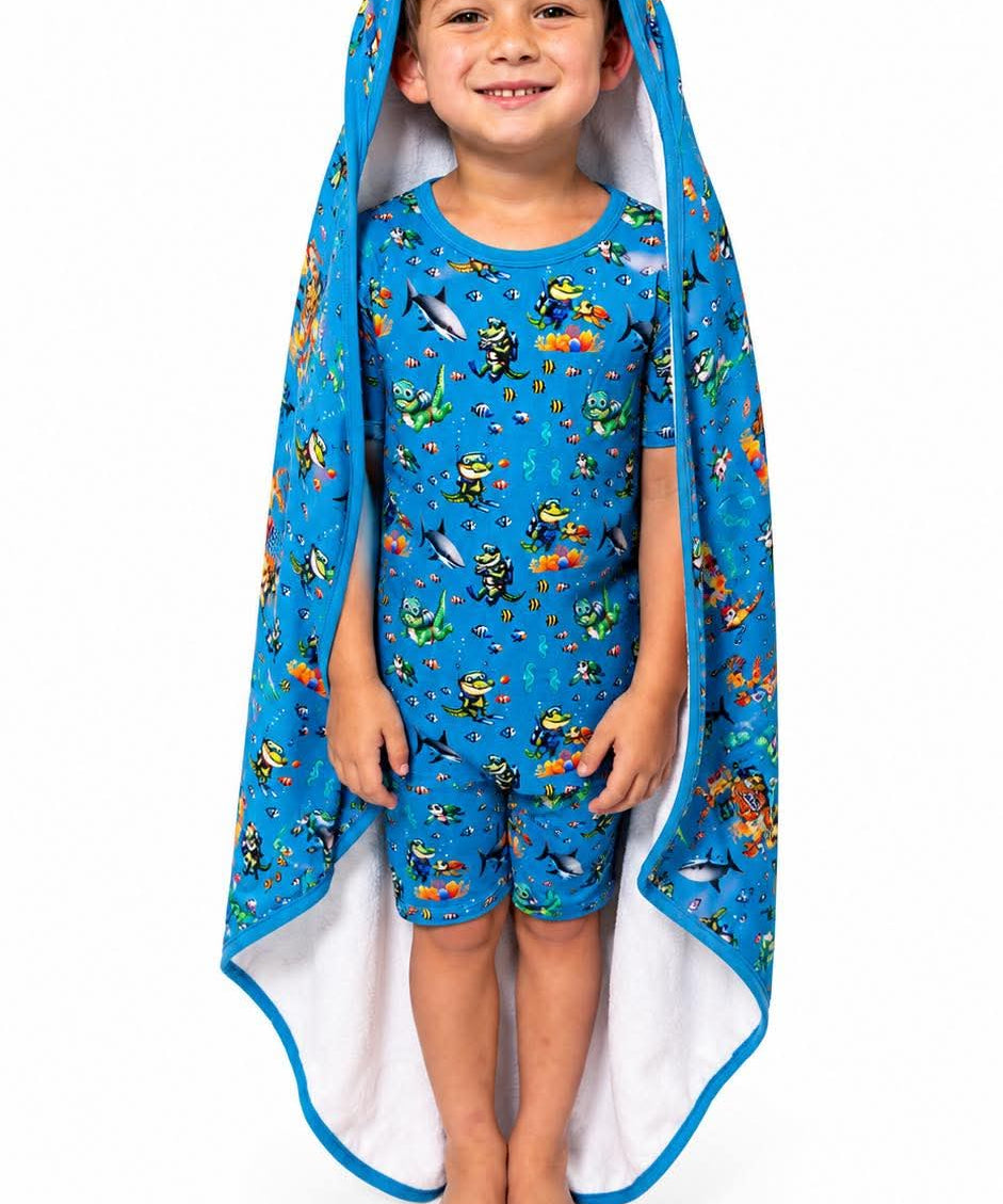 Gators At Sea Hooded Towel