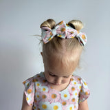 Daisy Blooms Piggie Bows