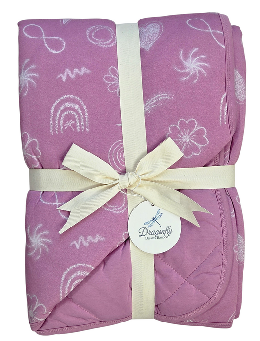 Blushing Doodles 2.5 Tog Quilted Blanket